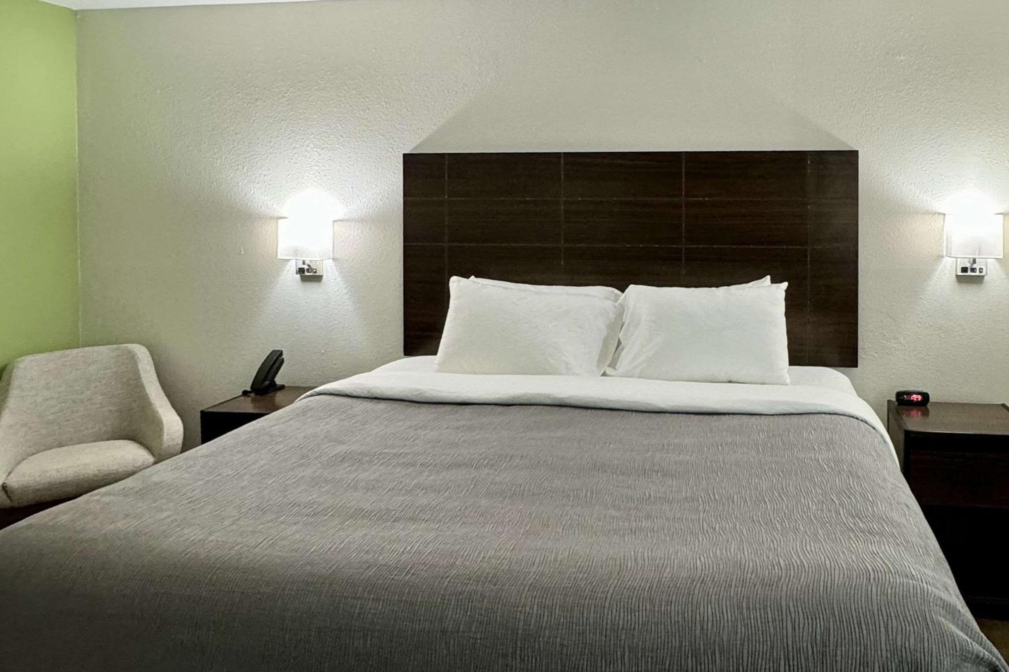 Quality Inn Sulphur Extérieur photo