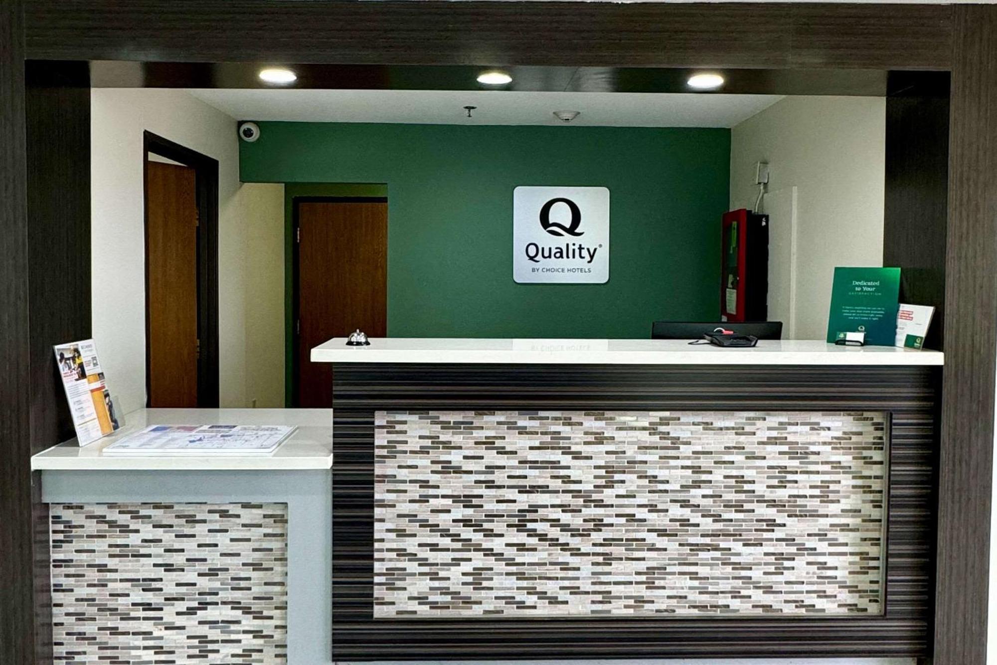 Quality Inn Sulphur Extérieur photo